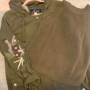 Francesca’s Olive Green 2 piece Bundle